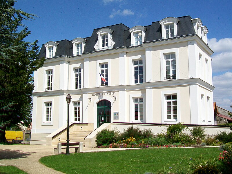 File:Marly-la-Ville (95), mairie.jpg