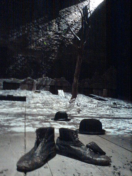 File:Waiting for Godot set Theatre Royal Haymarket 2009.jpg