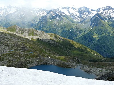 lake Waldnersee, a view to valley Röttal, photo