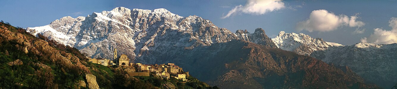 mountain Monte Grosso and village Montemaggiore