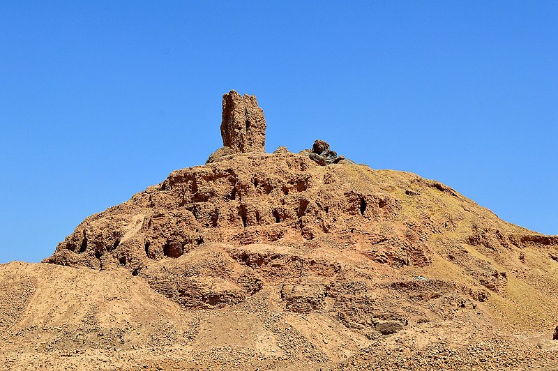 File:Ruins of the ziggurat and temple of god Nabu at the ancient city of Borsippa, Babel Governorate, Iraq. 6th century BC.jpg