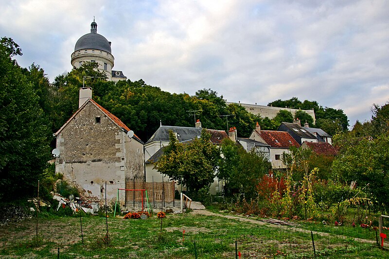 File:Valençay-110-unterhalb Schloss-2008-gje.jpg