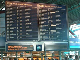 Board showing the departure of trains; station Utrecht Centraal (NL)