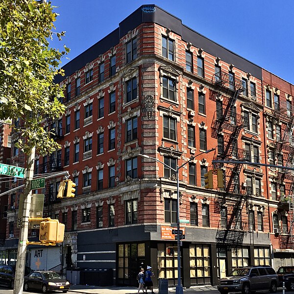 File:Apartment building at 106 Ridge Street, Lower East Side, Manhattan - 20200906.jpg