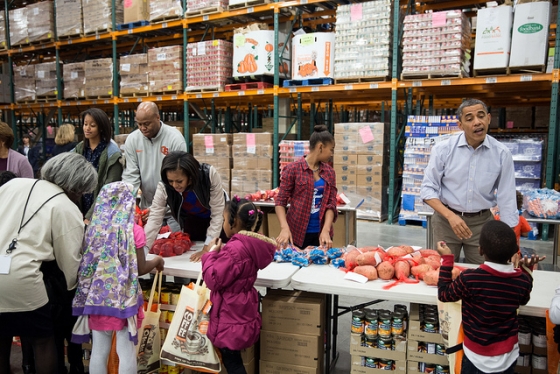 President Obama and the First Family participate in a service project