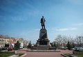 Памятник адмиралу Павлу Нахимову на площади Нахимова в городе Севастополе. Архивное фото