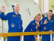 Дублирующий экипаж МКС-38/39: Александр Герст, Максим Сураев, Рид Вайзман