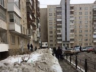 Двор в Екатеринбурге, где произошел взрыв гранаты