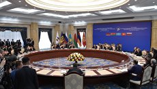Заседание Высшего Евразийского экономического совета (ВЕЭС) на уровне глав государств в расширенном составе в резиденции Ала-Арча в Бишкеке. 14 апреля 2017 года
