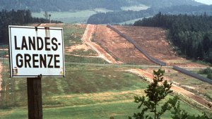 DDR-Roman "Die grüne Grenze": Den Wald im Rücken