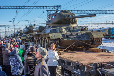 Встреча танков Т-34 в городе Муром