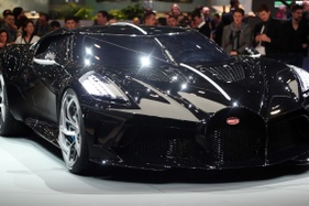 Bugatti builds the world's most expensive car: La Voiture Noire