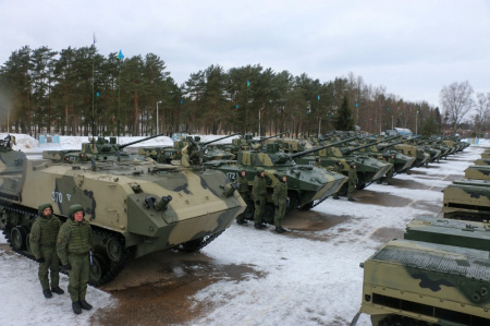 Передача новой техники в Псковское соединение ВДВ