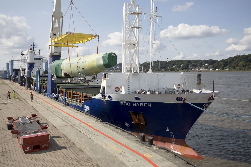 An A320 fuselage section is loaded onto the “Mobile Express” ship that delivers components from France to Airbus’ U.S. final assembly line in the state of Alabama