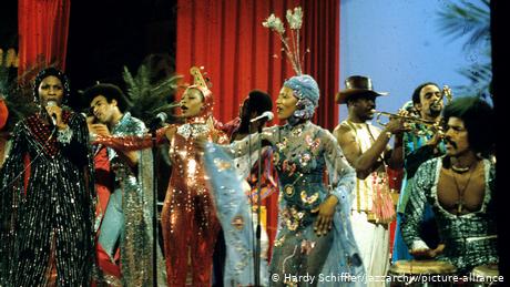 Boney M. | Musikband (Hardy Schiffler/jazzarchiv/picture-alliance)