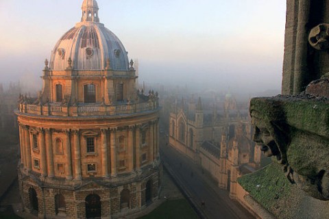 Oxford_University,_Radcliffe_Camera,_a_Reading_room_of_Bodleian_library