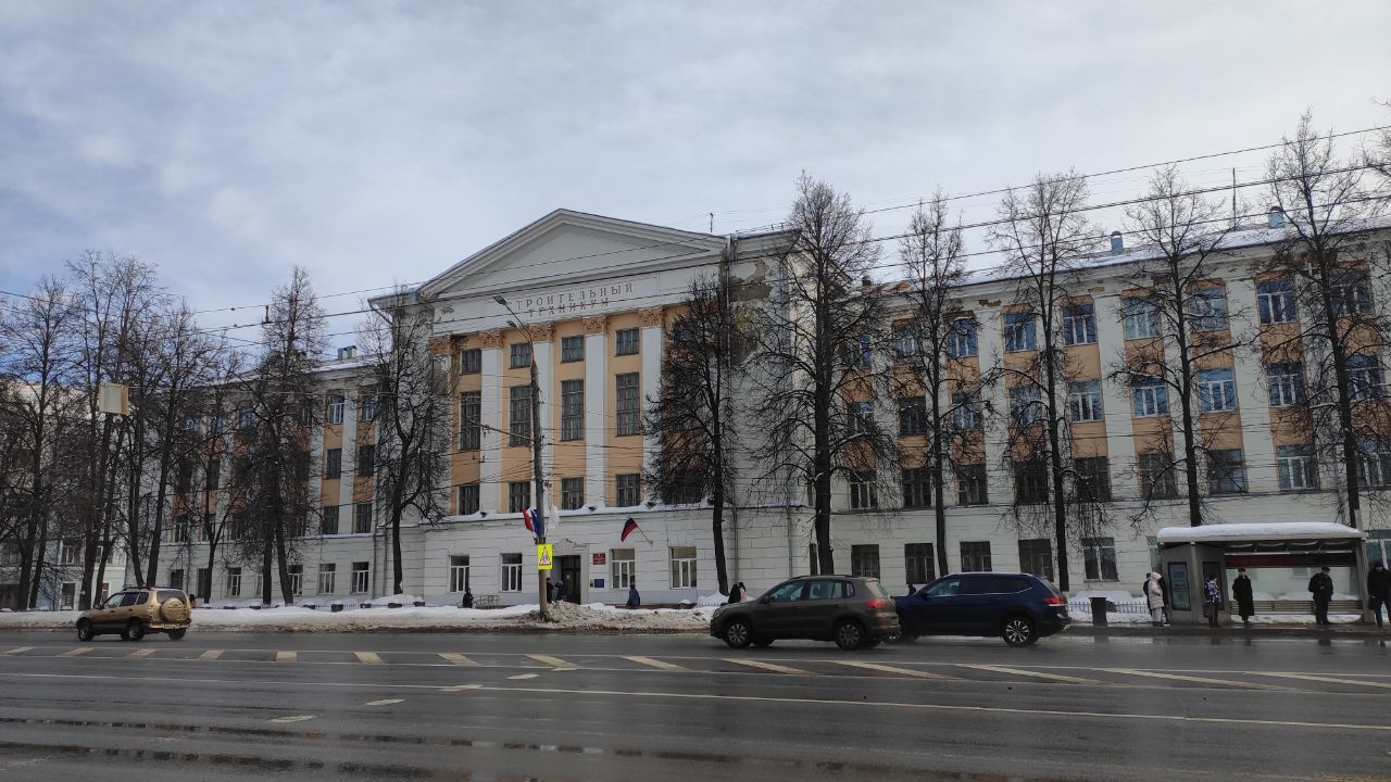 В Нижнем Новгороде эвакуировали техникум и колледж