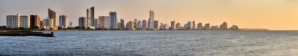  Panorama de Cartagena (2008), uno de los principales destinos turísticos de Colombia.