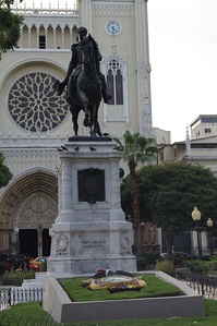 Monumento a Bolívar en el Parque Seminario en Guayaquil.