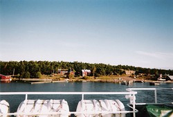 The southern end of Storsottunga as seen from a passing ferry in 2004