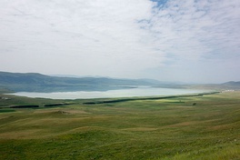 Kartsakhi lake and shoreline