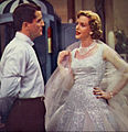 Барбара Бриттон (в то время лицо Revlon) с Хэлом Марчем[en] на телеигре «Вопрос на 64 000 долларов[en]» (1955 г.) даёт «живую рекламу» Revlon.