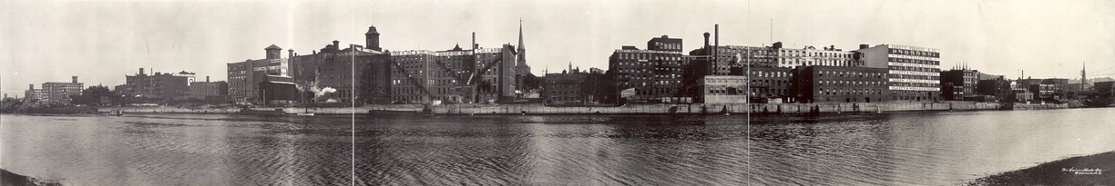  Troy, as viewed from across the Hudson River looking east, c. 1909
