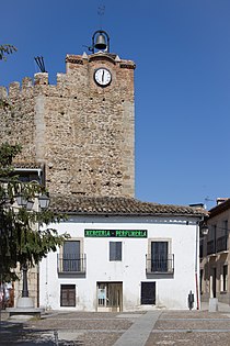 Torre Albarrana o del Reloj.