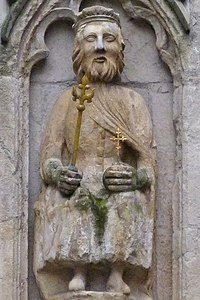 Statues of Belinus and Brennius at the Church of St John the Baptist, Bristol