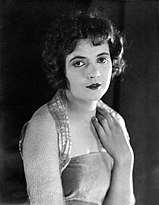 Photo of Lois Wilson