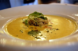 Corn chowder with crab meat