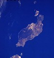 Фотография острова со спутника