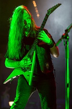 Guitarist Oli Herbert (left) and lead singer Phil Labonte (right) were the only remaining original band members until Herbert's death in 2018.