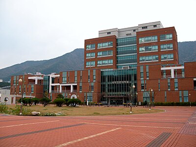 Пусанский университет