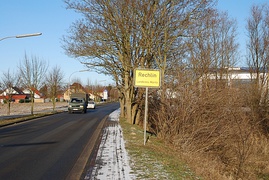 Дорожный знак у въезда в Рехлин