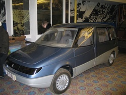 Арбат-2139 — минивэн 1988 года 