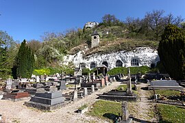 The cave church of Our Lady of the Annunciation and the cemetery of Haute-Isle