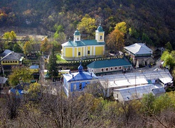 Сахарнянский монастырь