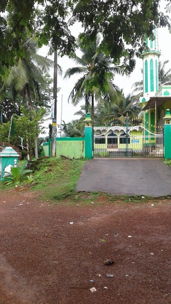 Kundar Mosque, Karadukka