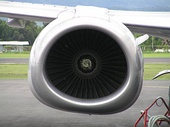 737-200 JT8D engine with original cowling design