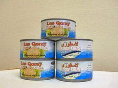 Cans of Las Qoray brand tuna made in Las Khorey.