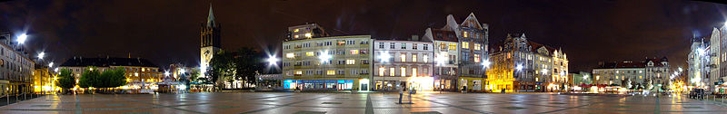  Panorama del centro de la ciudad de Bytom