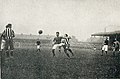 Contra el Woolwich Arsenal, 1906 semifinal.