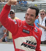 Sam Hornish Jr. (left) won his second Drivers' Championship (second straight title) while Hélio Castroneves (right) finished second in the championship.