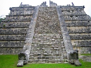 The Osario pyramid