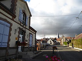 The town hall and surroundings in Montlandon