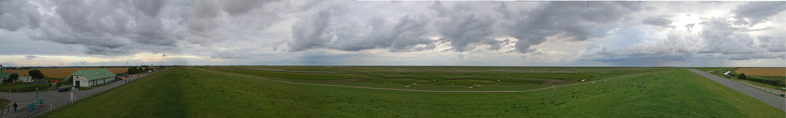  Panoramic view from the Amsinck-Haus at Hamburger Hallig