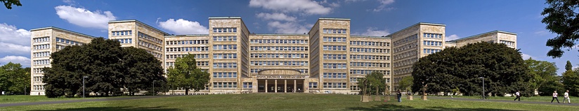  Completed in 1930, the IG Farben Building in Frankfurt was seized by the Americans after the war. In 1996 it was transferred to the German government and in 2001 to the University of Frankfurt.