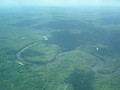 Vista aérea del río Lukenie en la región central de la República Democrática del Congo.