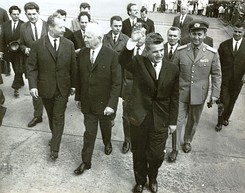 Чаушеску с первым секретарём ЦК КПЧ А. Дубчеком и президентом ЧССР Л. Свободой во время визита в Чехословакию. Август 1968 года 